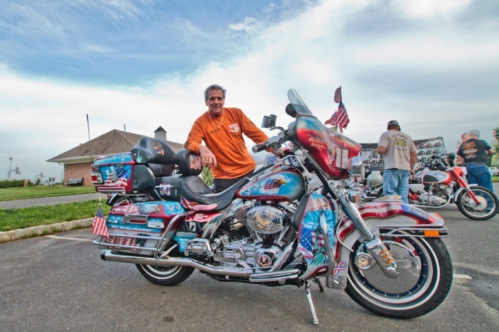 A man and his custom motorcycle that chronicles every single war and conflict that the US has been in.